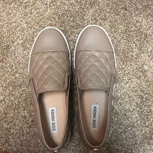 Steve Madden Slip-Ons